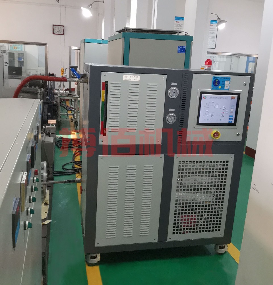 新能源行業(yè)模溫機(jī) 新能源行業(yè)模溫機(jī)